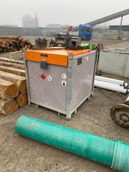 Baustellentank Diesel mit AdBlue